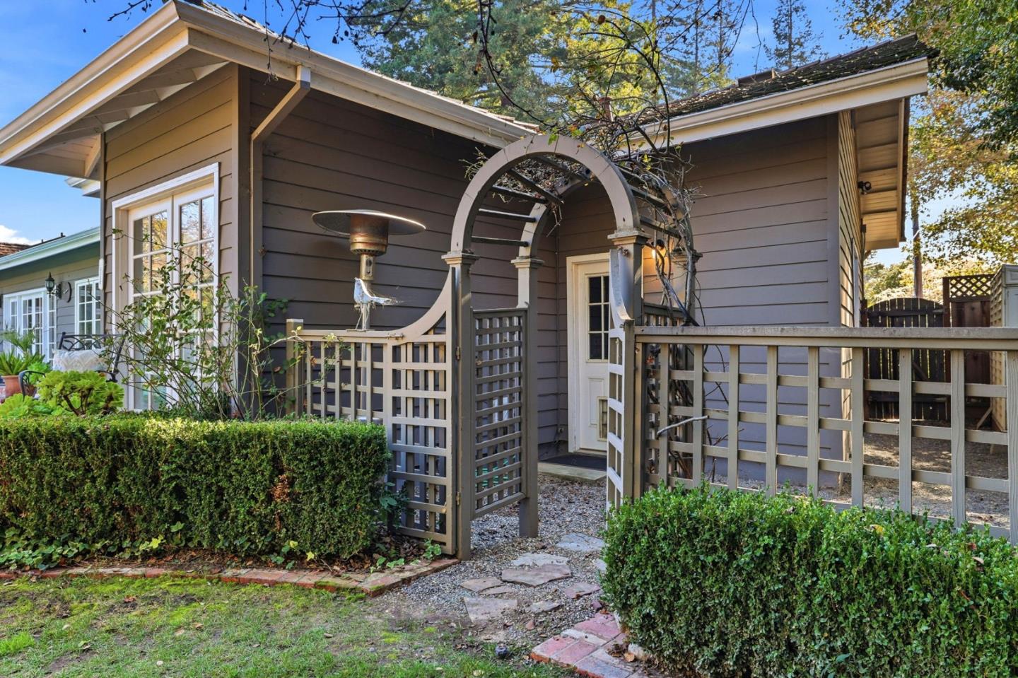 Detail Gallery Image 52 of 55 For 17625 Blanchard Dr, Monte Sereno,  CA 95030 - 4 Beds | 3 Baths