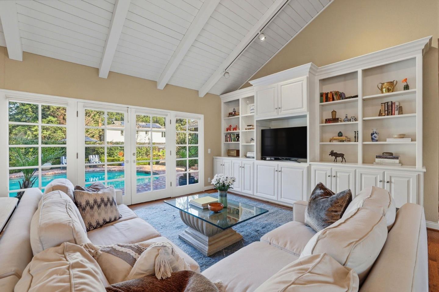 Detail Gallery Image 7 of 55 For 17625 Blanchard Dr, Monte Sereno,  CA 95030 - 4 Beds | 3 Baths