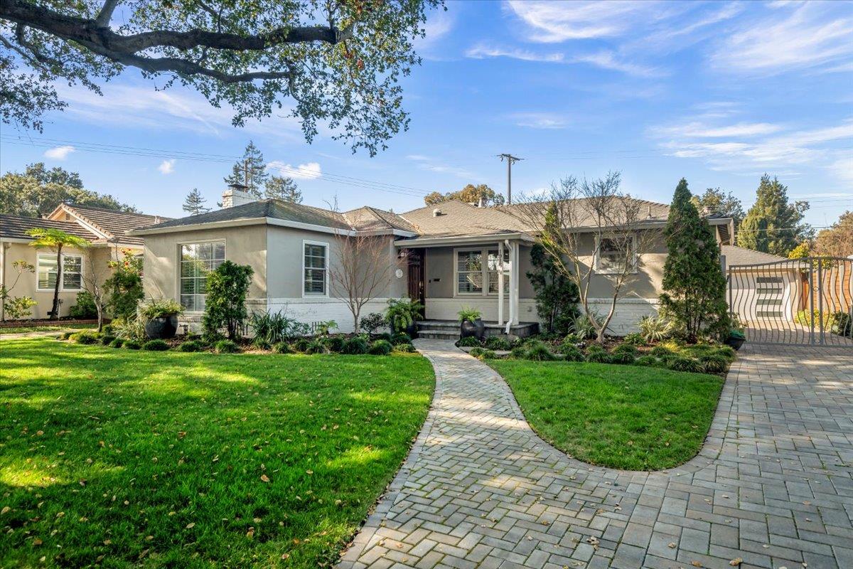 Detail Gallery Image 3 of 36 For 1915 Bel Air, San Jose,  CA 95126 - 3 Beds | 2 Baths