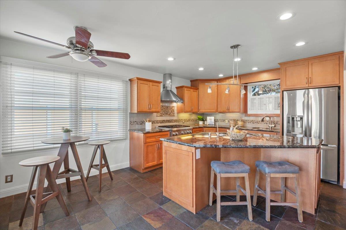 Detail Gallery Image 9 of 36 For 1915 Bel Air, San Jose,  CA 95126 - 3 Beds | 2 Baths