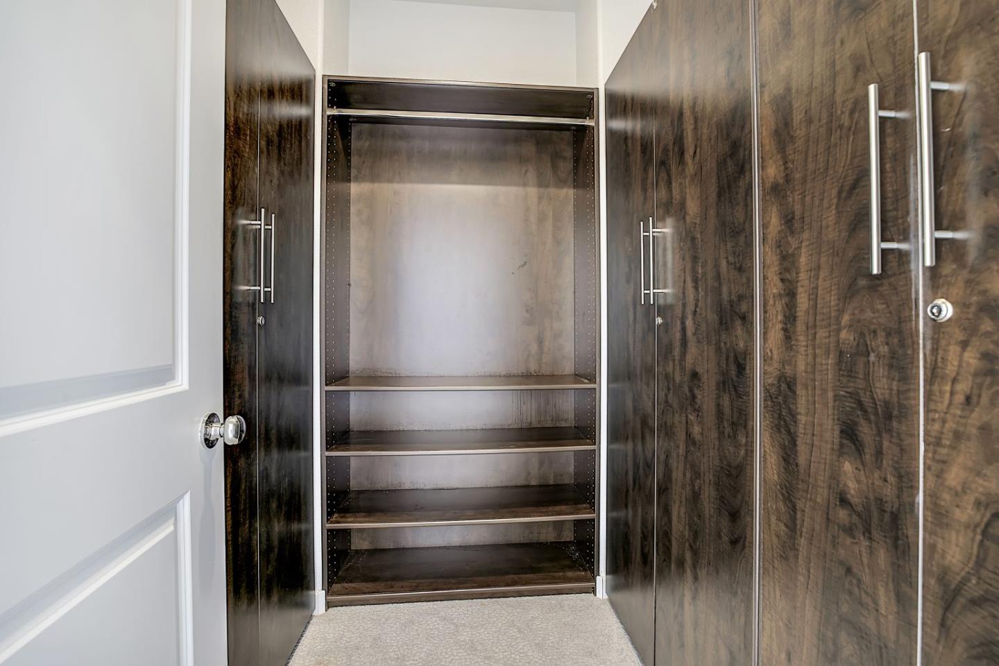 Detail Gallery Image 34 of 40 For 117 E Central Pkwy, Mountain House,  CA 95391 - 3 Beds | 2/1 Baths