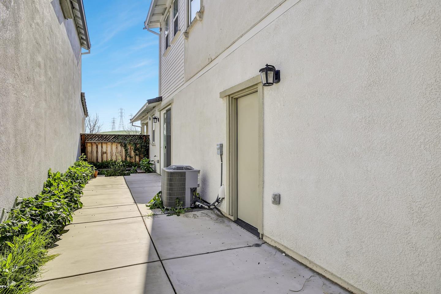 Detail Gallery Image 39 of 40 For 117 E Central Pkwy, Mountain House,  CA 95391 - 3 Beds | 2/1 Baths