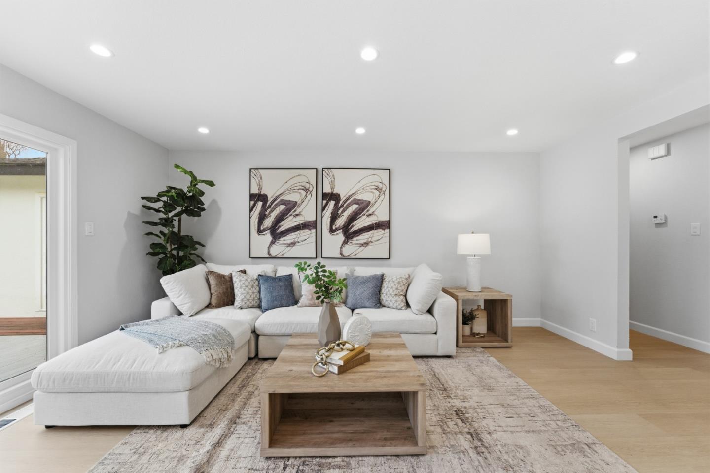 Detail Gallery Image 31 of 36 For 1462 Goldrush Ct, San Jose,  CA 95131 - 4 Beds | 2 Baths