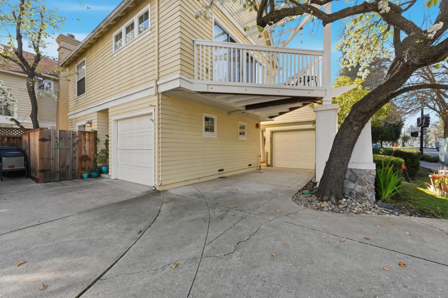 Detail Gallery Image 23 of 26 For 805 N San Antonio Rd, Los Altos,  CA 94022 - 3 Beds | 2 Baths