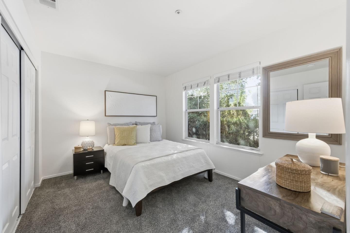 Detail Gallery Image 9 of 26 For 805 N San Antonio Rd, Los Altos,  CA 94022 - 3 Beds | 2 Baths