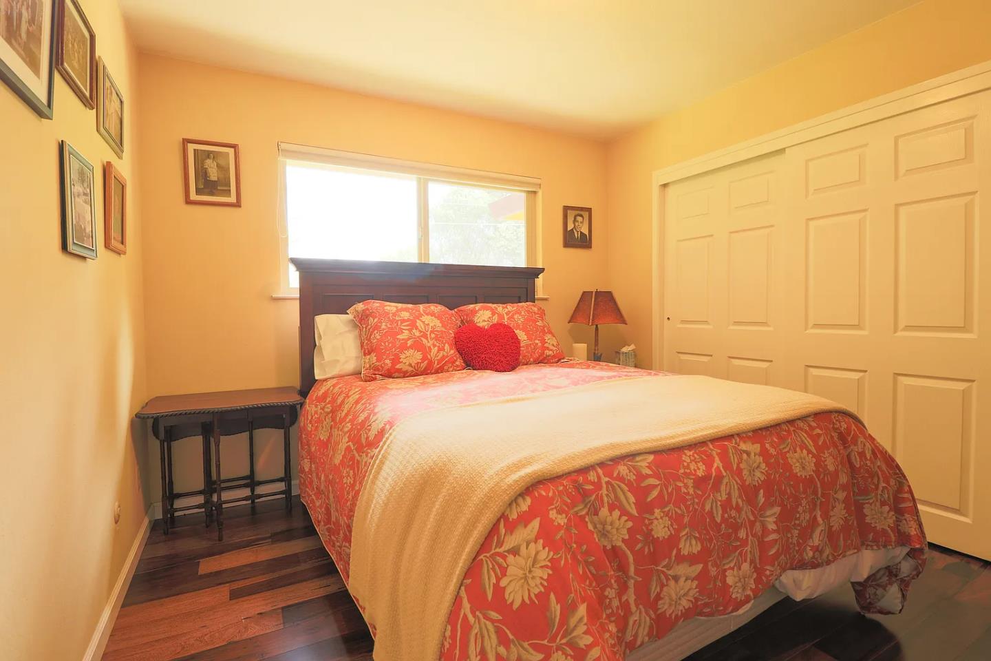 Detail Gallery Image 7 of 13 For 6600 Guerneville Rd, Sebastopol,  CA 95472 - 3 Beds | 2/1 Baths