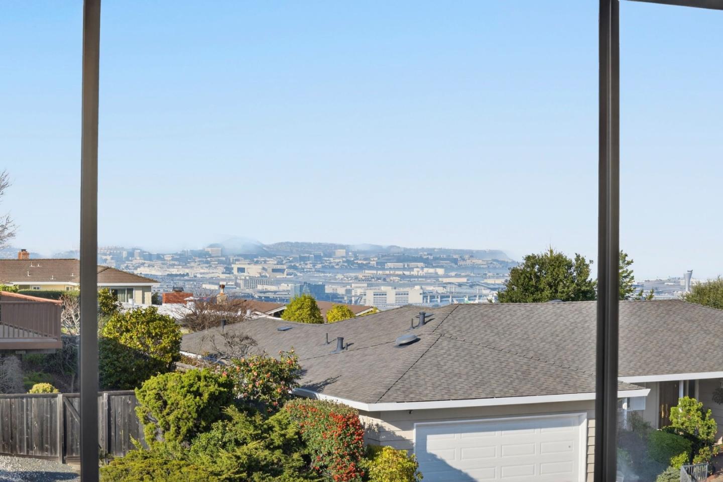 Detail Gallery Image 23 of 76 For 1822 Sebastian Dr, Burlingame,  CA 94010 - 4 Beds | 2/1 Baths