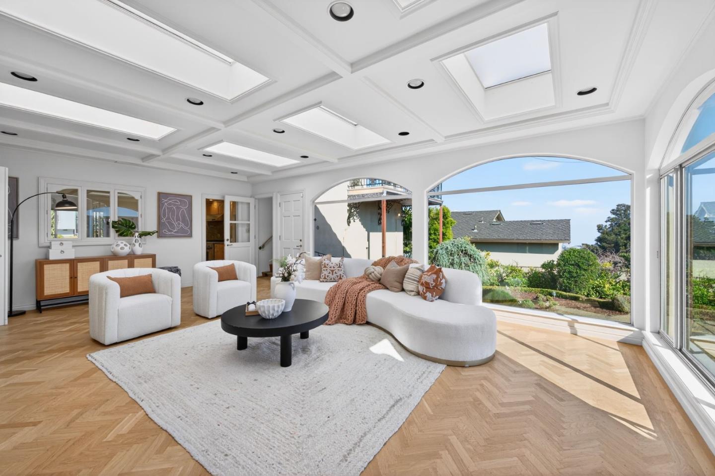 Detail Gallery Image 39 of 76 For 1822 Sebastian Dr, Burlingame,  CA 94010 - 4 Beds | 2/1 Baths