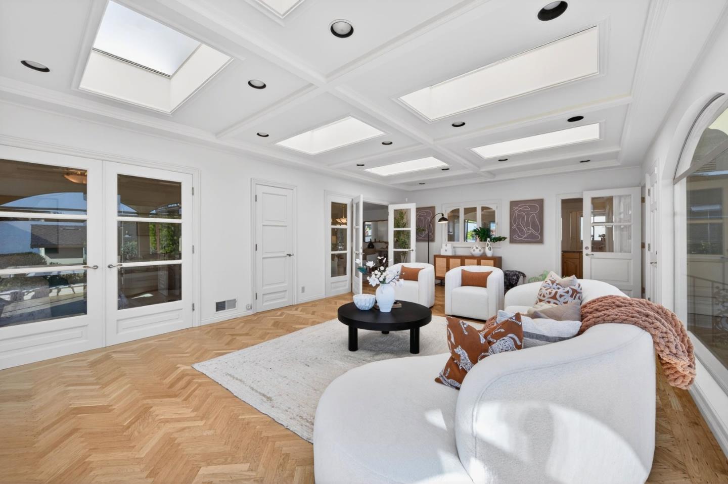 Detail Gallery Image 40 of 76 For 1822 Sebastian Dr, Burlingame,  CA 94010 - 4 Beds | 2/1 Baths