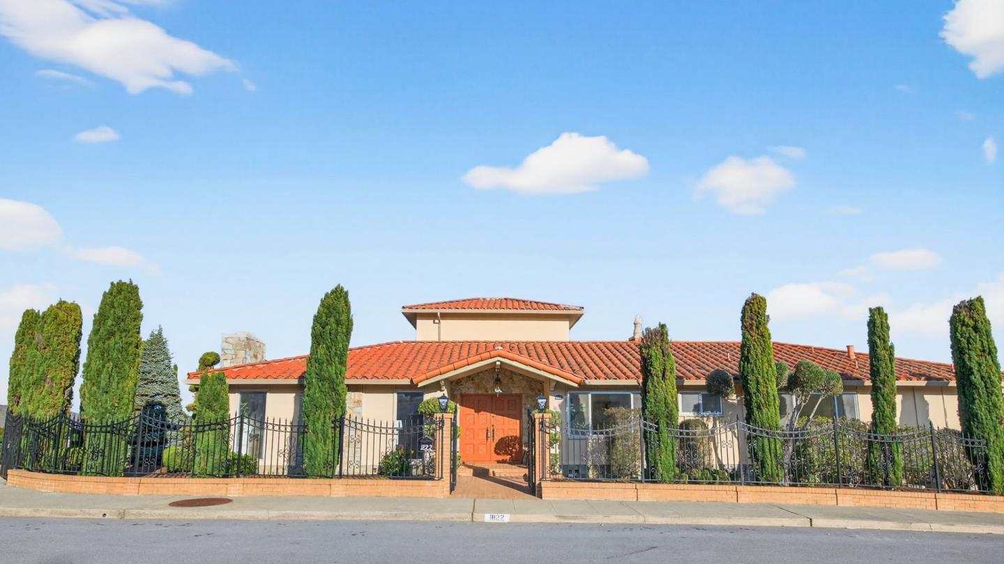 Detail Gallery Image 71 of 76 For 1822 Sebastian Dr, Burlingame,  CA 94010 - 4 Beds | 2/1 Baths