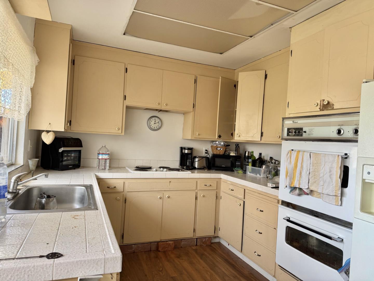 Detail Gallery Image 12 of 19 For 1407 Piedmont Rd, San Jose,  CA 95132 - 3 Beds | 2 Baths