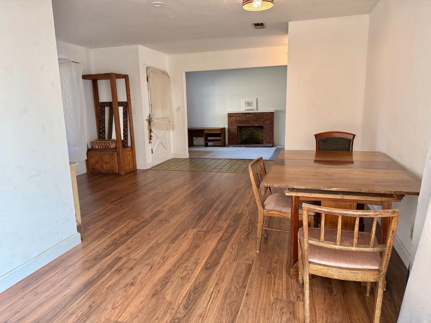 Detail Gallery Image 9 of 19 For 1407 Piedmont Rd, San Jose,  CA 95132 - 3 Beds | 2 Baths