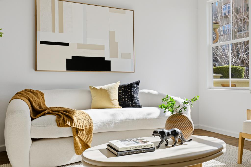 Detail Gallery Image 4 of 64 For 272 Fountain Grass Ter, Fremont,  CA 94539 - 4 Beds | 2/1 Baths