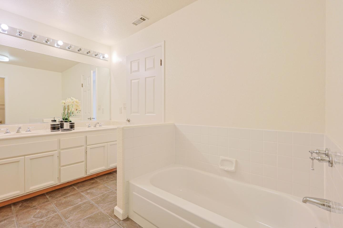 Detail Gallery Image 32 of 39 For 424 Coventry Pl, Danville,  CA 94506 - 5 Beds | 3 Baths