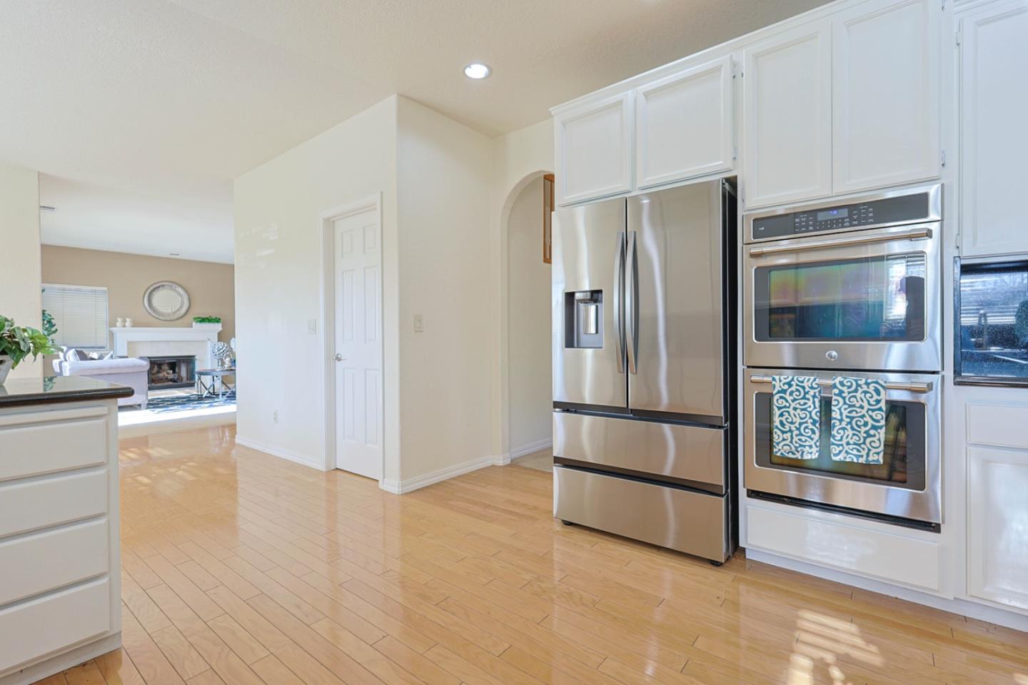 Detail Gallery Image 9 of 39 For 424 Coventry Pl, Danville,  CA 94506 - 5 Beds | 3 Baths