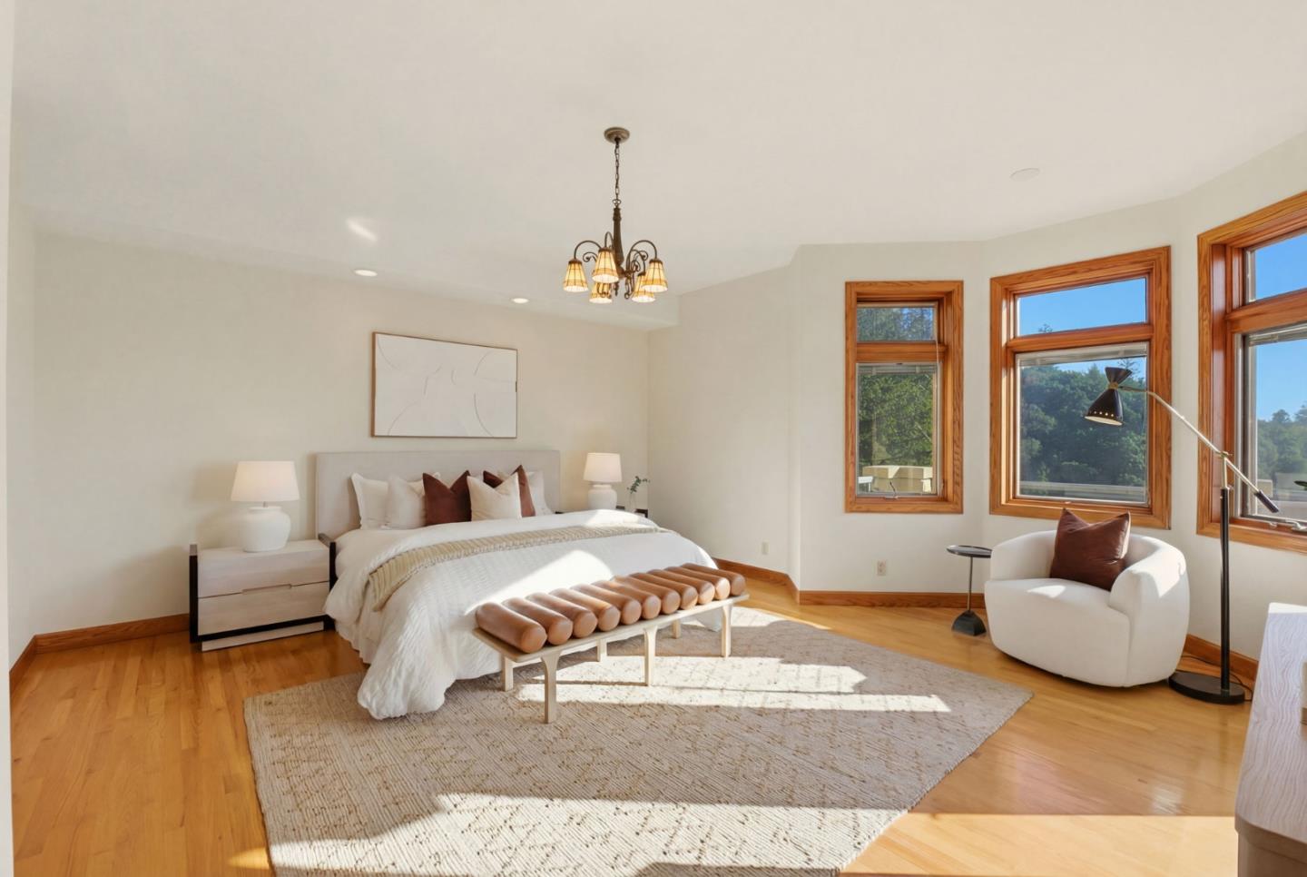 Detail Gallery Image 20 of 53 For 6357 Fairlane Dr, Oakland,  CA 94611 - 5 Beds | 4/1 Baths