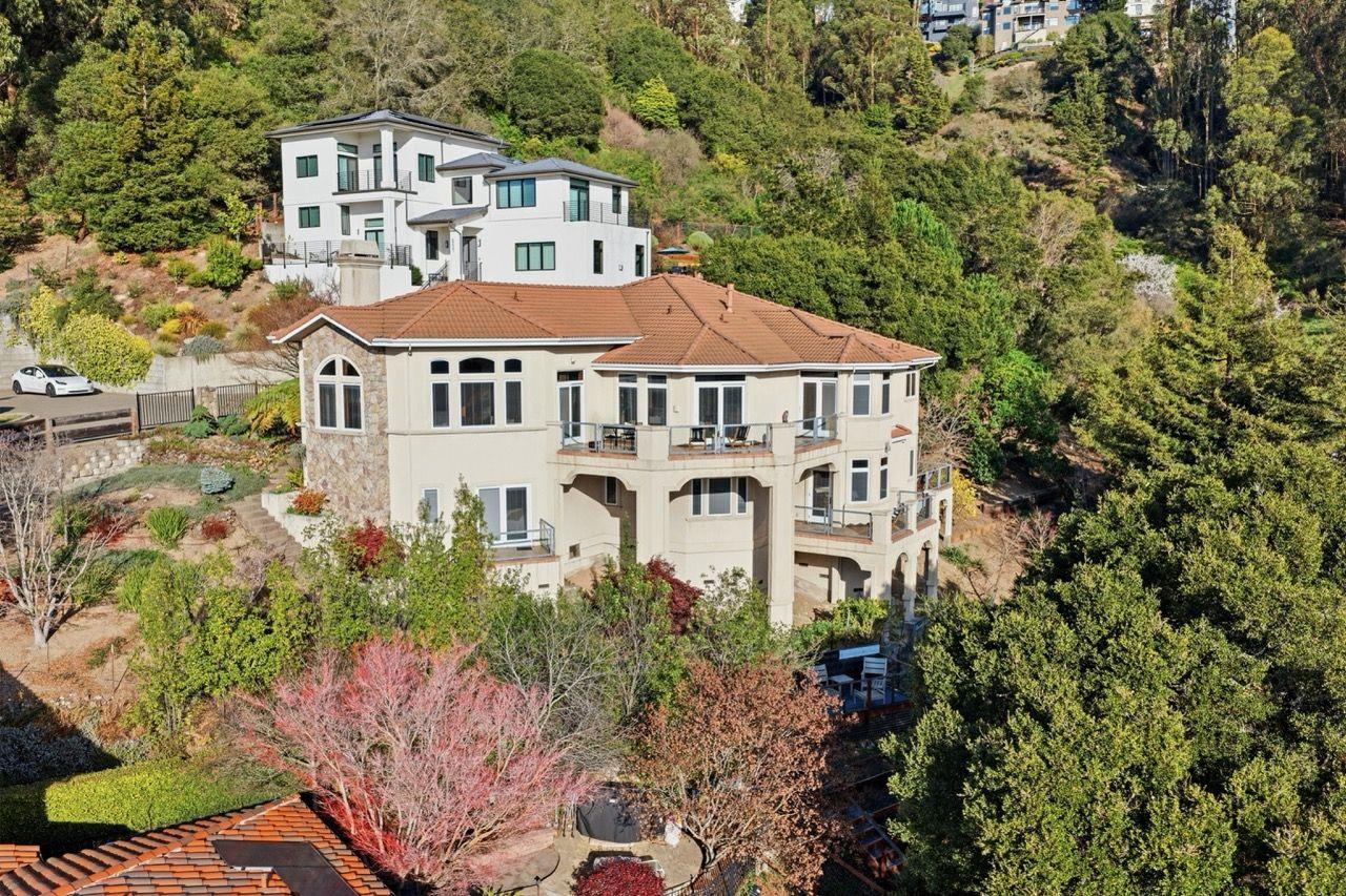 Detail Gallery Image 48 of 53 For 6357 Fairlane Dr, Oakland,  CA 94611 - 5 Beds | 4/1 Baths