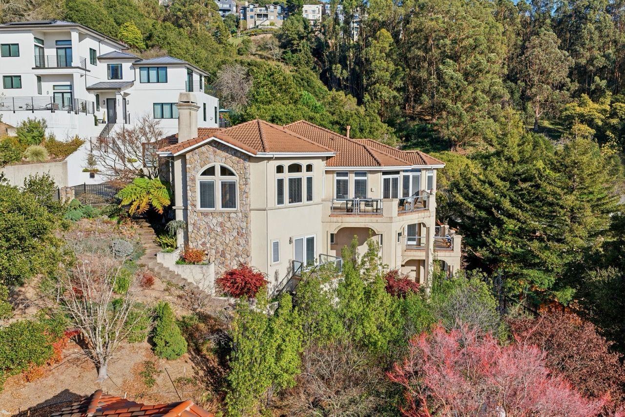 Detail Gallery Image 49 of 53 For 6357 Fairlane Dr, Oakland,  CA 94611 - 5 Beds | 4/1 Baths