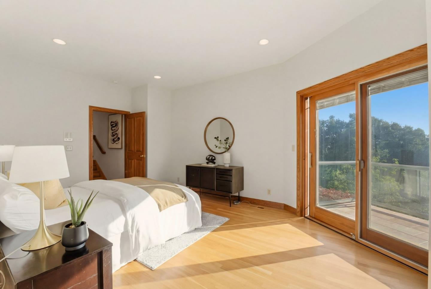 Detail Gallery Image 68 of 85 For 6357 Fairlane Dr, Oakland,  CA 94611 - 5 Beds | 4/1 Baths