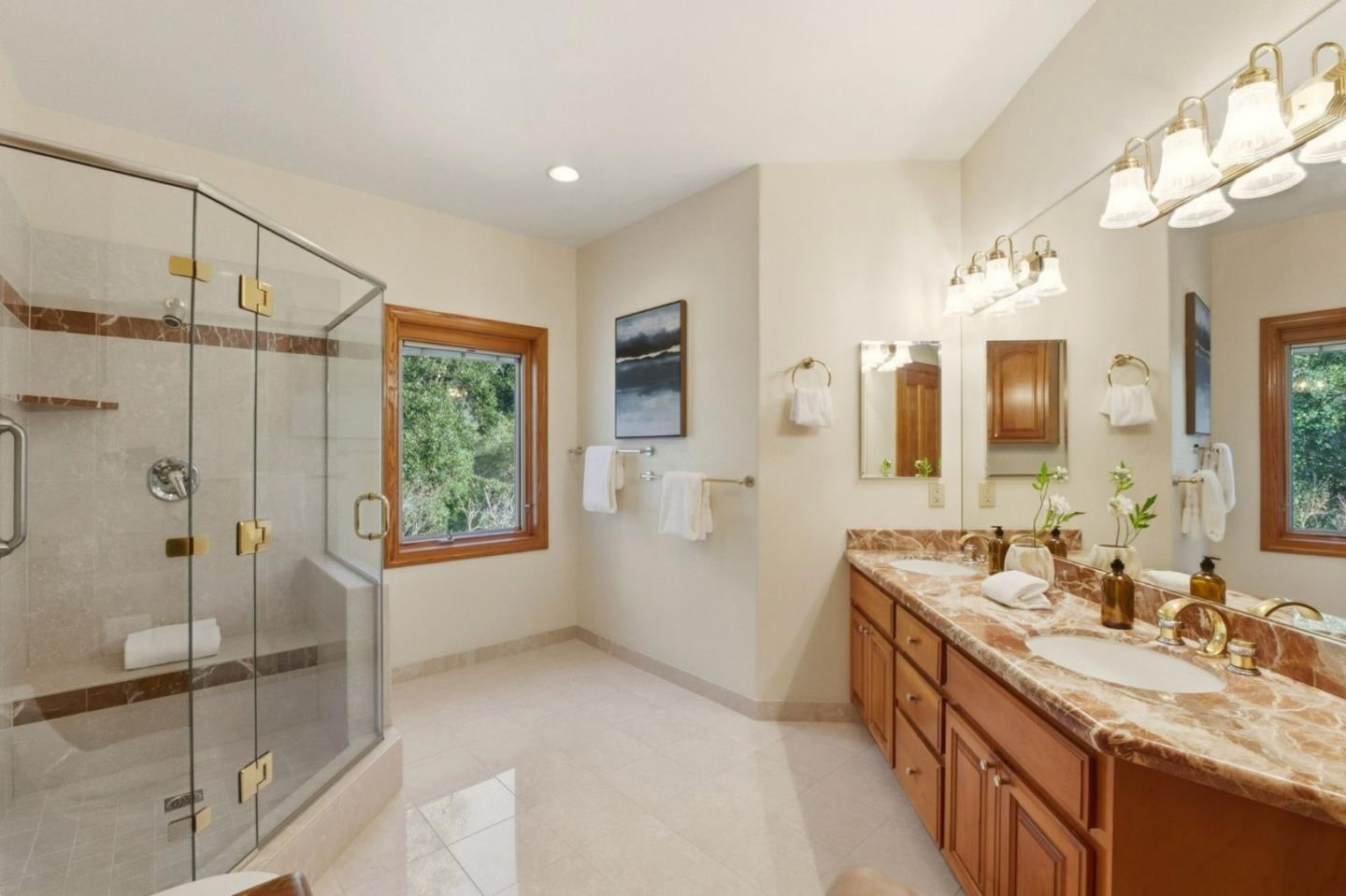 Detail Gallery Image 70 of 85 For 6357 Fairlane Dr, Oakland,  CA 94611 - 5 Beds | 4/1 Baths