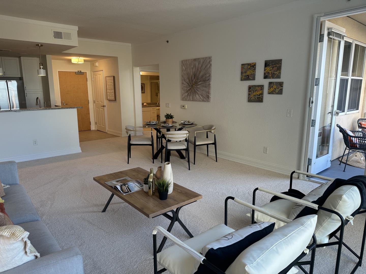 Detail Gallery Image 2 of 10 For 20488 Stevens Creek Blvd #1607,  Cupertino,  CA 95014 - 2 Beds | 2 Baths