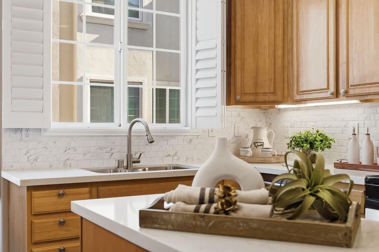 Detail Gallery Image 11 of 23 For 727 Northrup St, San Jose,  CA 95126 - 2 Beds | 2 Baths