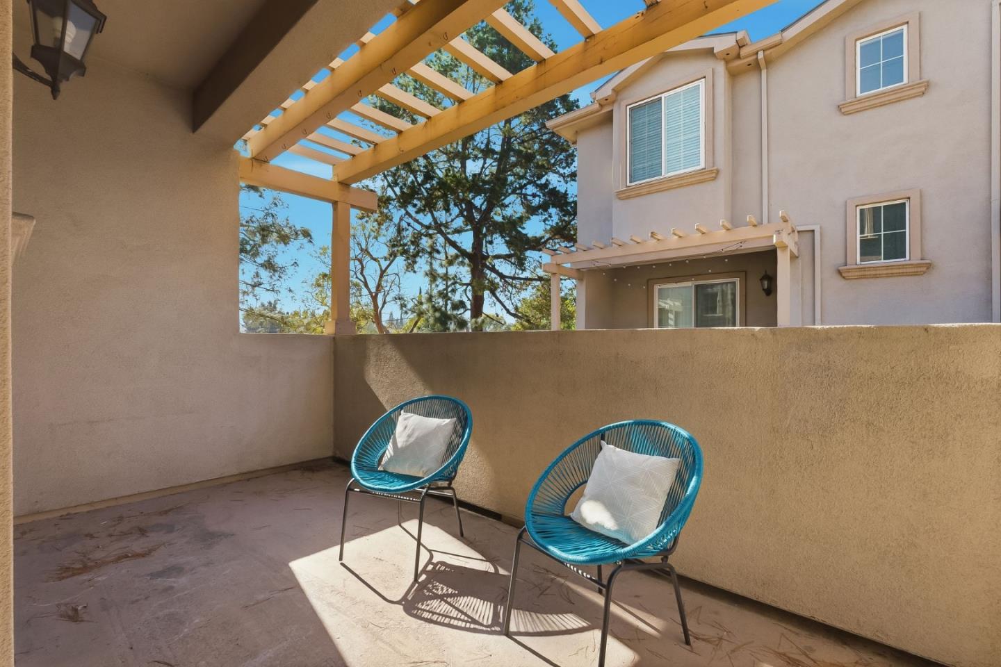 Detail Gallery Image 13 of 23 For 727 Northrup St, San Jose,  CA 95126 - 2 Beds | 2 Baths