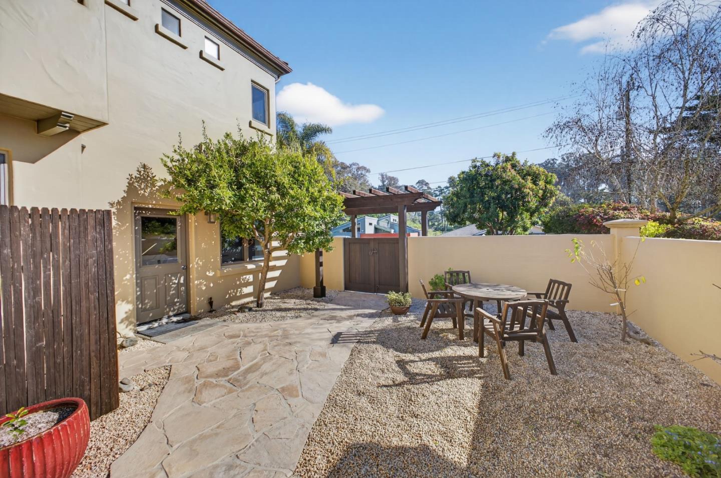 Detail Gallery Image 22 of 35 For 329 Los Altos Dr, Aptos,  CA 95003 - 3 Beds | 2 Baths