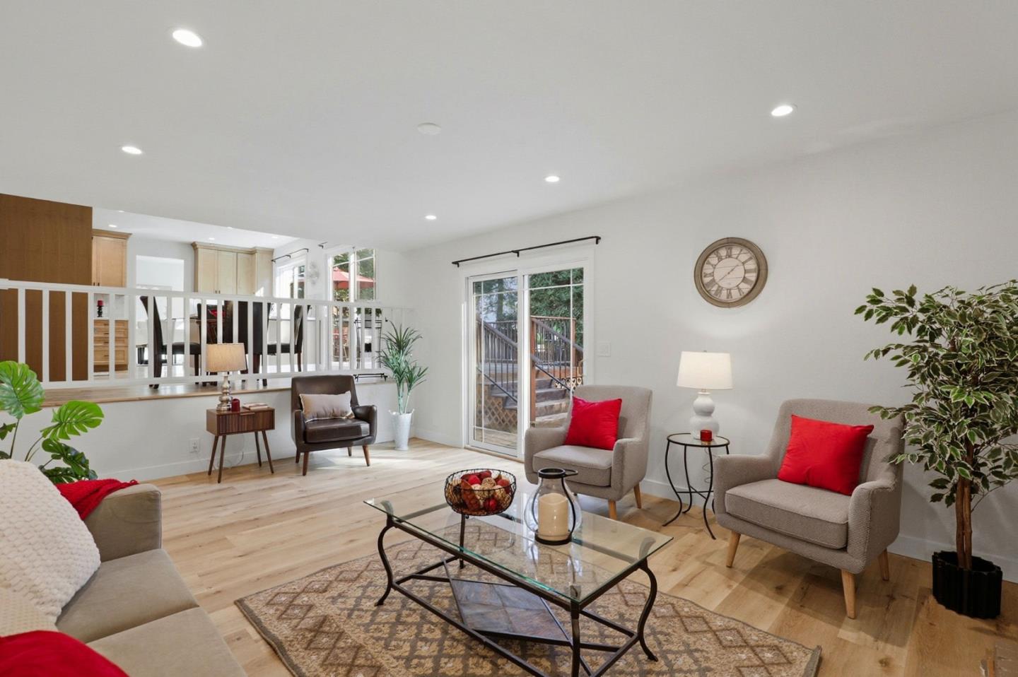 Detail Gallery Image 15 of 45 For 750 W 9th St, Gilroy,  CA 95020 - 4 Beds | 2/1 Baths