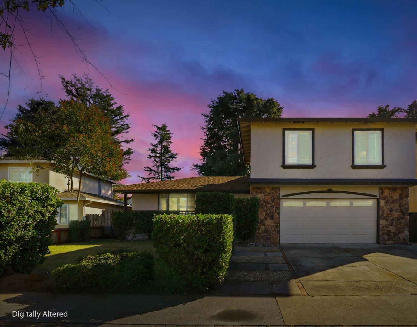 Detail Gallery Image 3 of 45 For 750 W 9th St, Gilroy,  CA 95020 - 4 Beds | 2/1 Baths