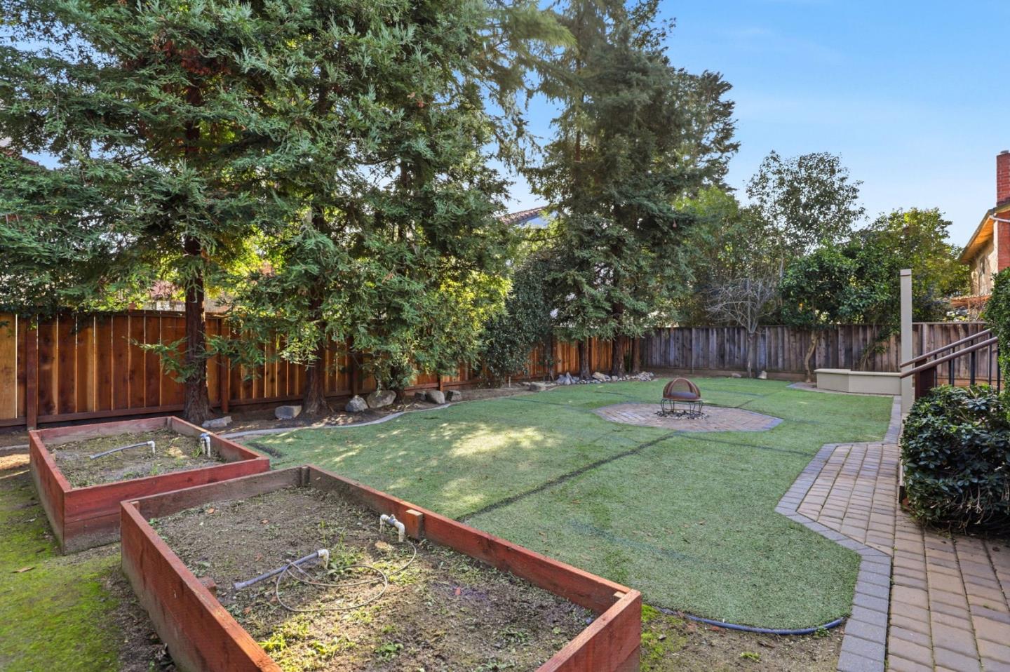 Detail Gallery Image 36 of 45 For 750 W 9th St, Gilroy,  CA 95020 - 4 Beds | 2/1 Baths