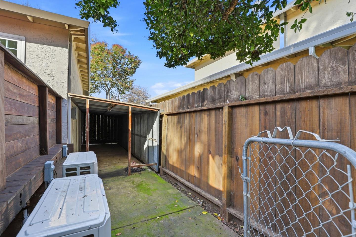 Detail Gallery Image 37 of 45 For 750 W 9th St, Gilroy,  CA 95020 - 4 Beds | 2/1 Baths