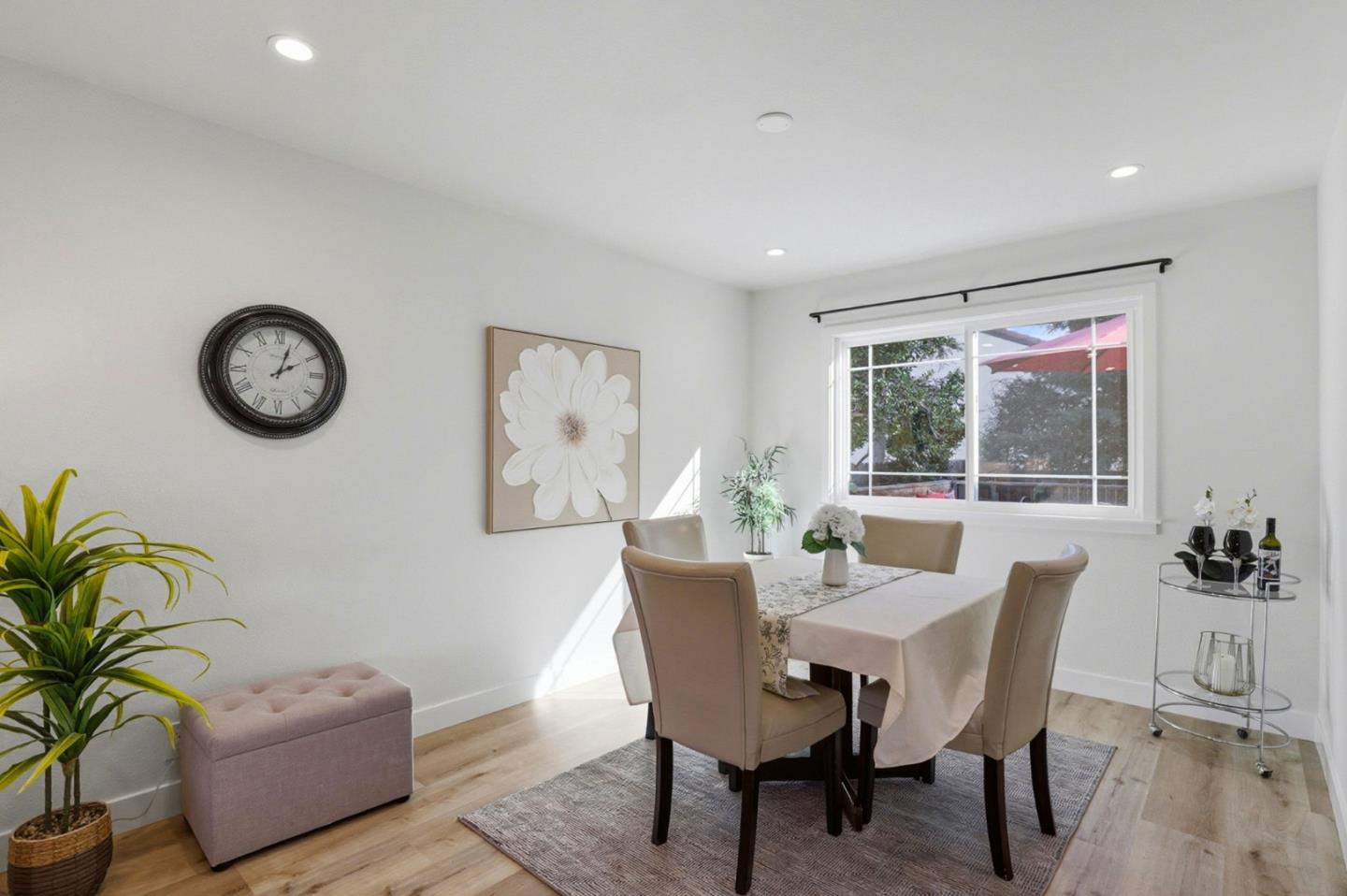 Detail Gallery Image 9 of 45 For 750 W 9th St, Gilroy,  CA 95020 - 4 Beds | 2/1 Baths