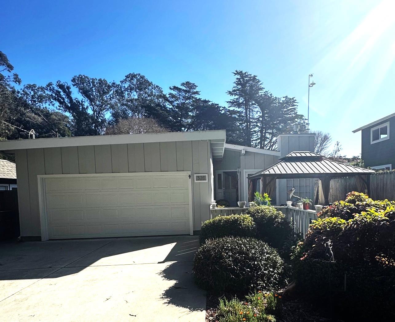 Front Image Thumbnail for ML82034067