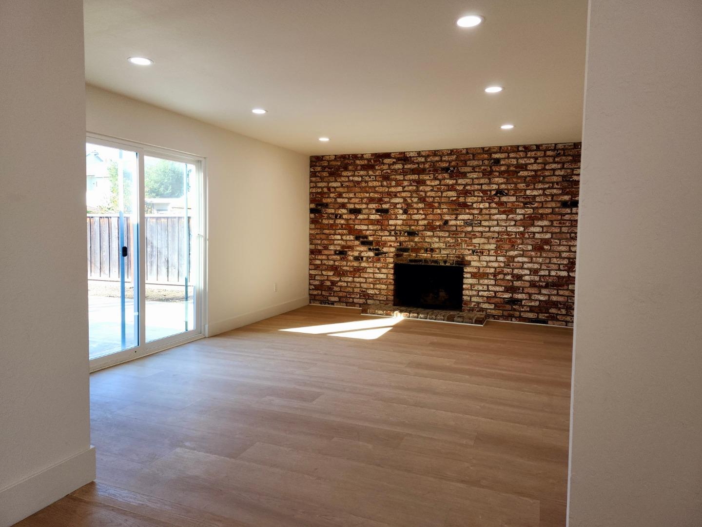 Detail Gallery Image 8 of 21 For 267 Pennyhill Dr, San Jose,  CA 95127 - 3 Beds | 2 Baths