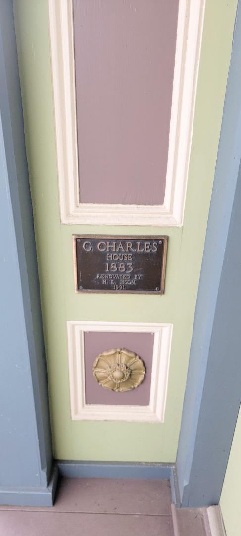 Detail Gallery Image 4 of 12 For 233 Van Ness Ave, Santa Cruz,  CA 95060 - 4 Beds | 3 Baths