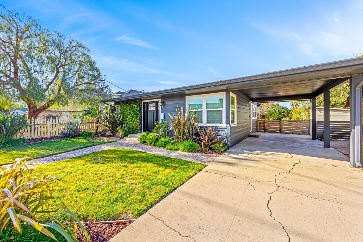 Front Image Thumbnail for ML82034070