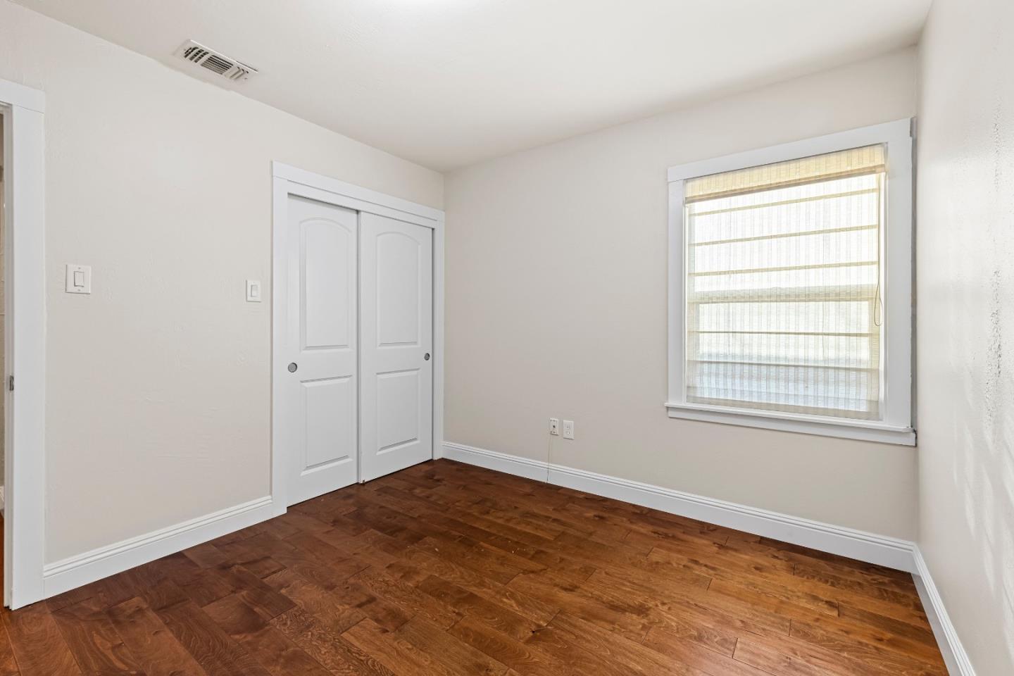 Detail Gallery Image 17 of 26 For 25 W Central Ave, Morgan Hill,  CA 95037 - 3 Beds | 2 Baths