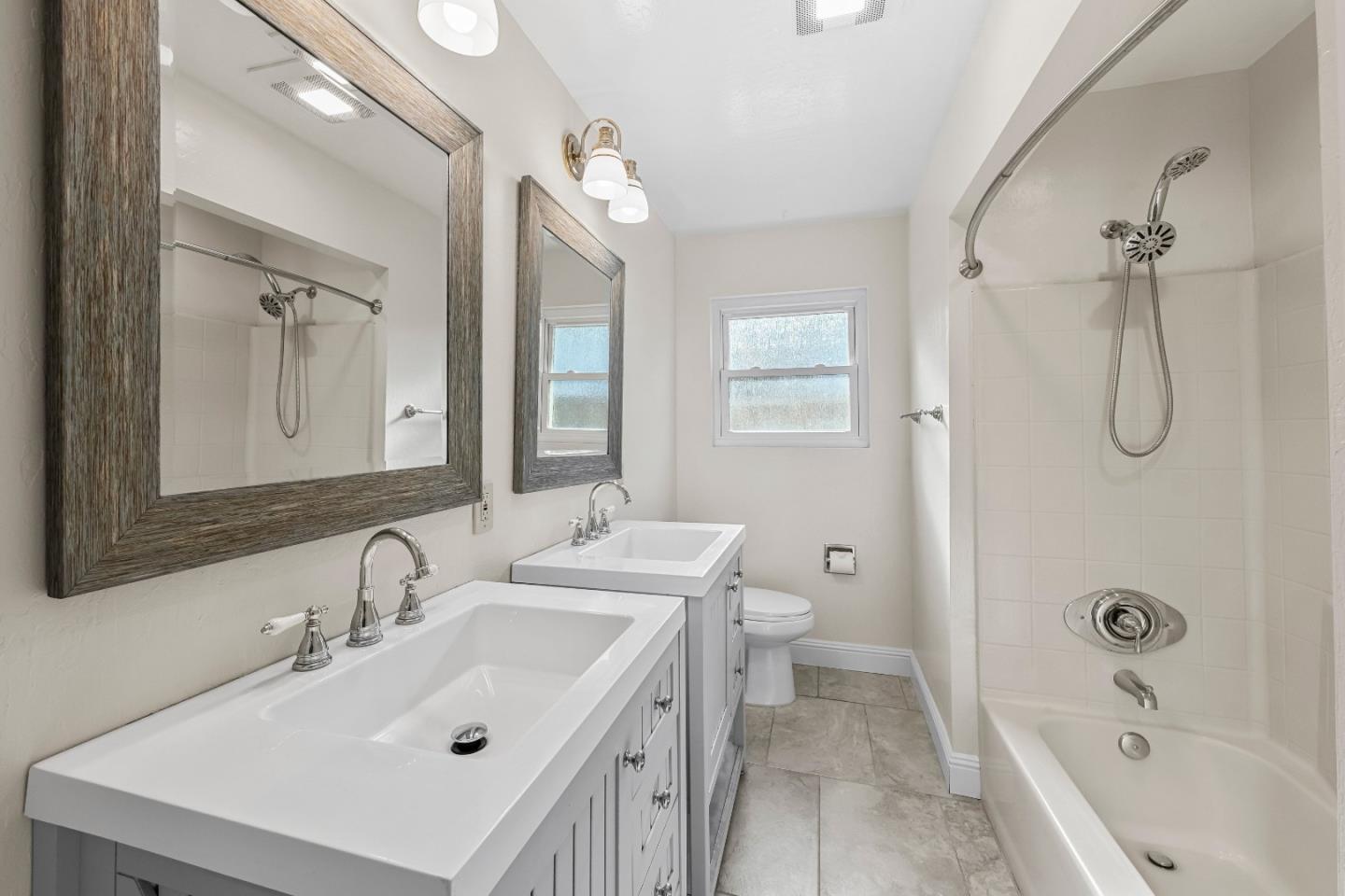 Detail Gallery Image 19 of 26 For 25 W Central Ave, Morgan Hill,  CA 95037 - 3 Beds | 2 Baths