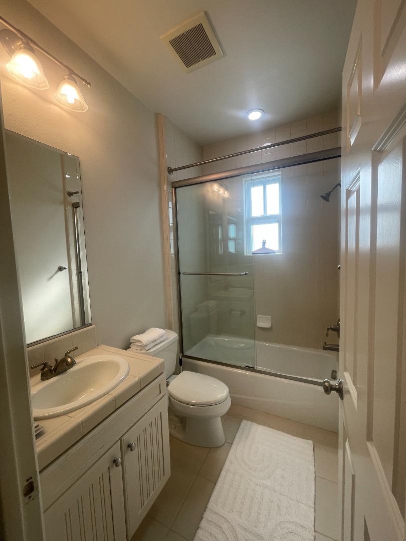 Detail Gallery Image 7 of 10 For 367 Channing Ave Studio Only,  Palo Alto,  CA 94301 - 1 Beds | 1 Baths