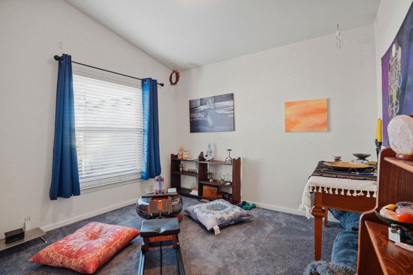 Detail Gallery Image 9 of 26 For 2053 E Bayshore Rd #55,  Redwood City,  CA 94063 - 4 Beds | 2 Baths