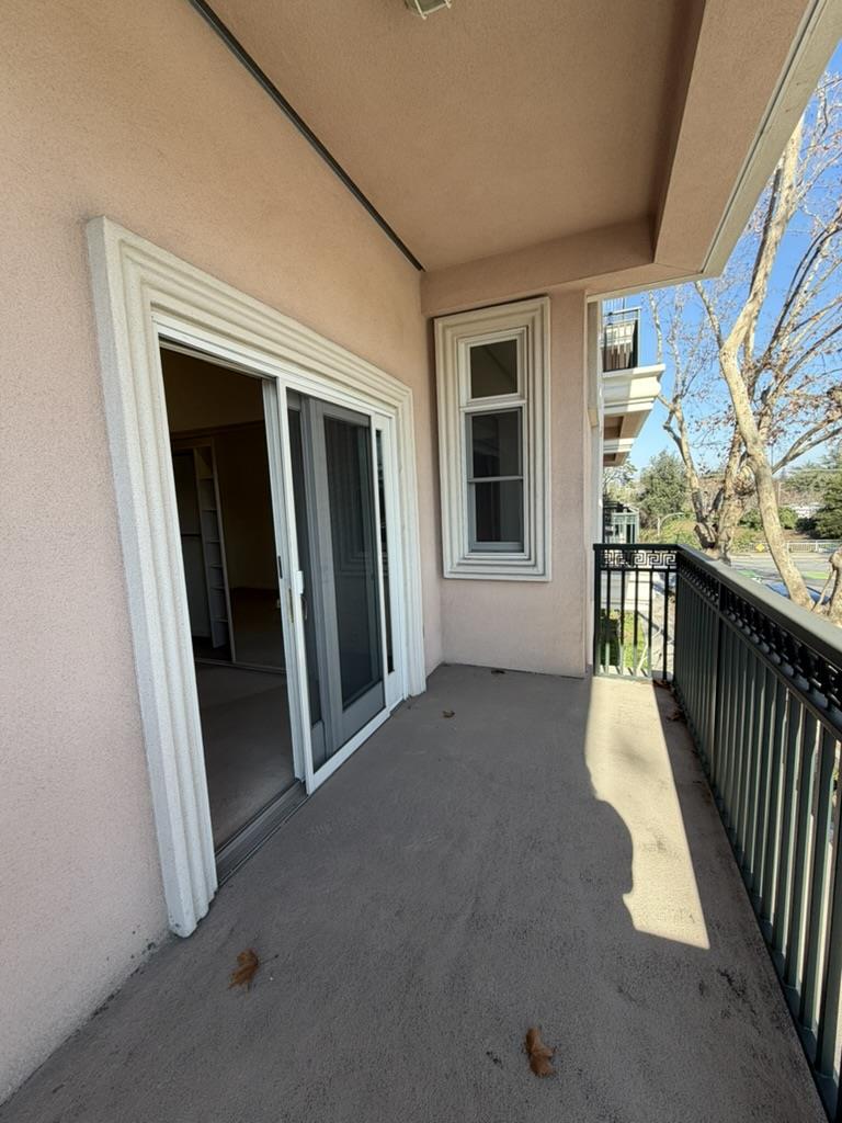 Detail Gallery Image 12 of 19 For 200 Sheridan Ave #104,  Palo Alto,  CA 94306 - 2 Beds | 2 Baths