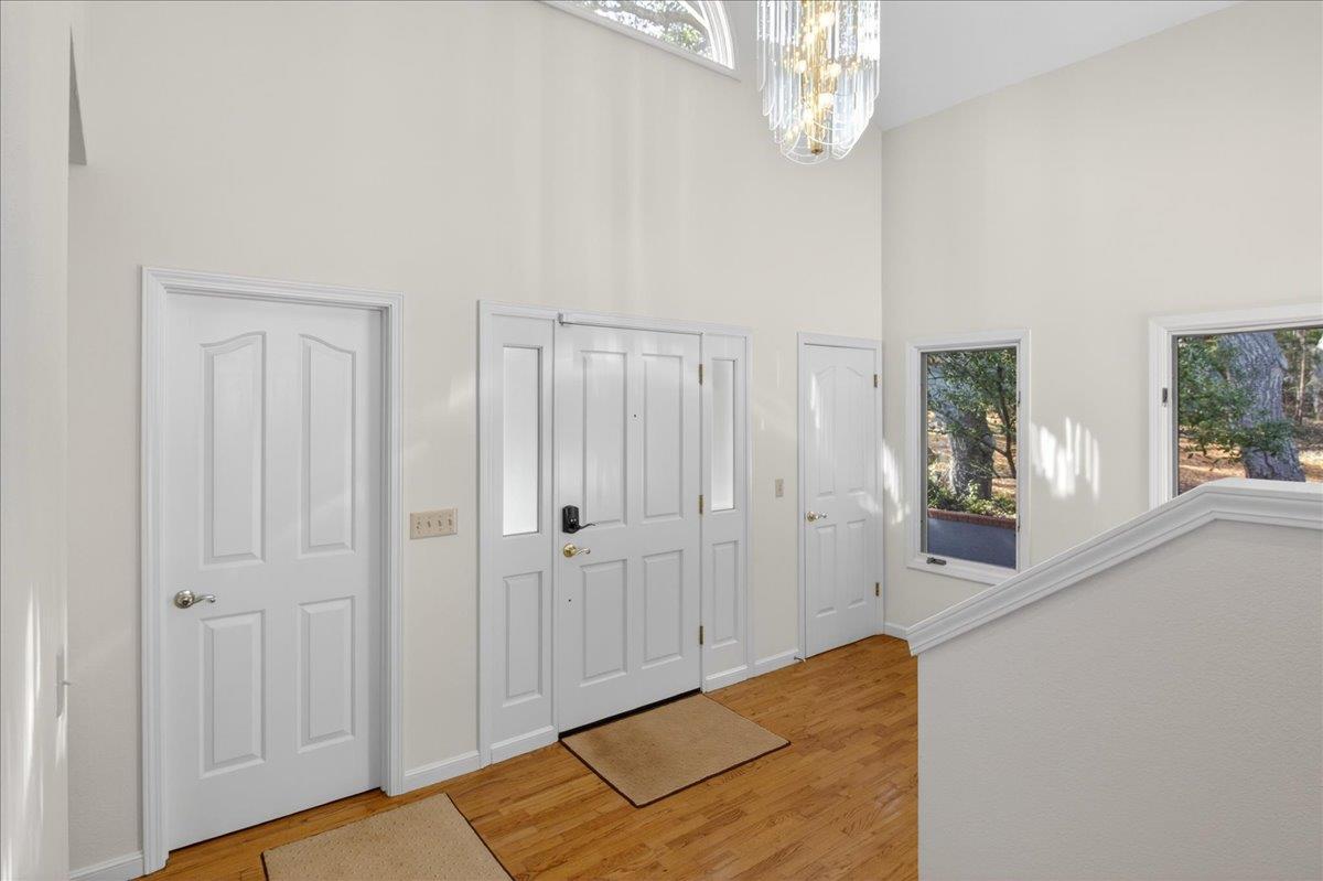 Detail Gallery Image 11 of 75 For 11827 Saddle Rd, Monterey,  CA 93940 - 3 Beds | 2/1 Baths