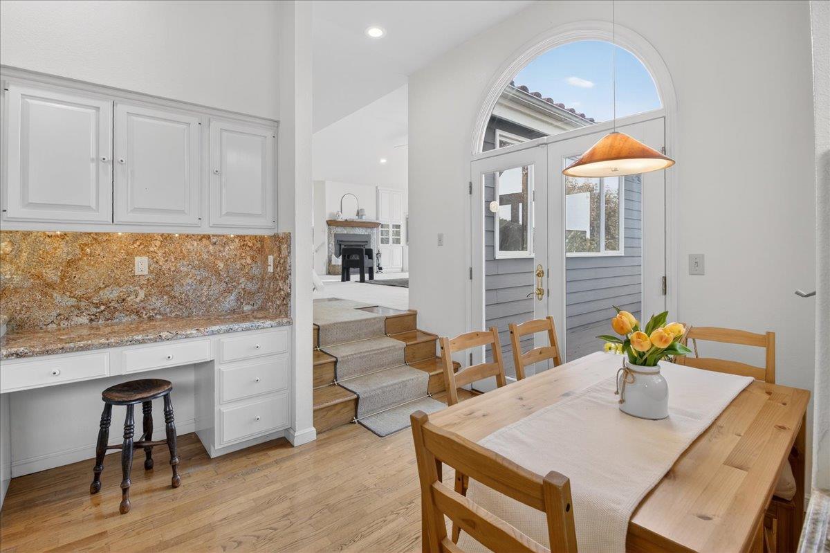 Detail Gallery Image 26 of 75 For 11827 Saddle Rd, Monterey,  CA 93940 - 3 Beds | 2/1 Baths