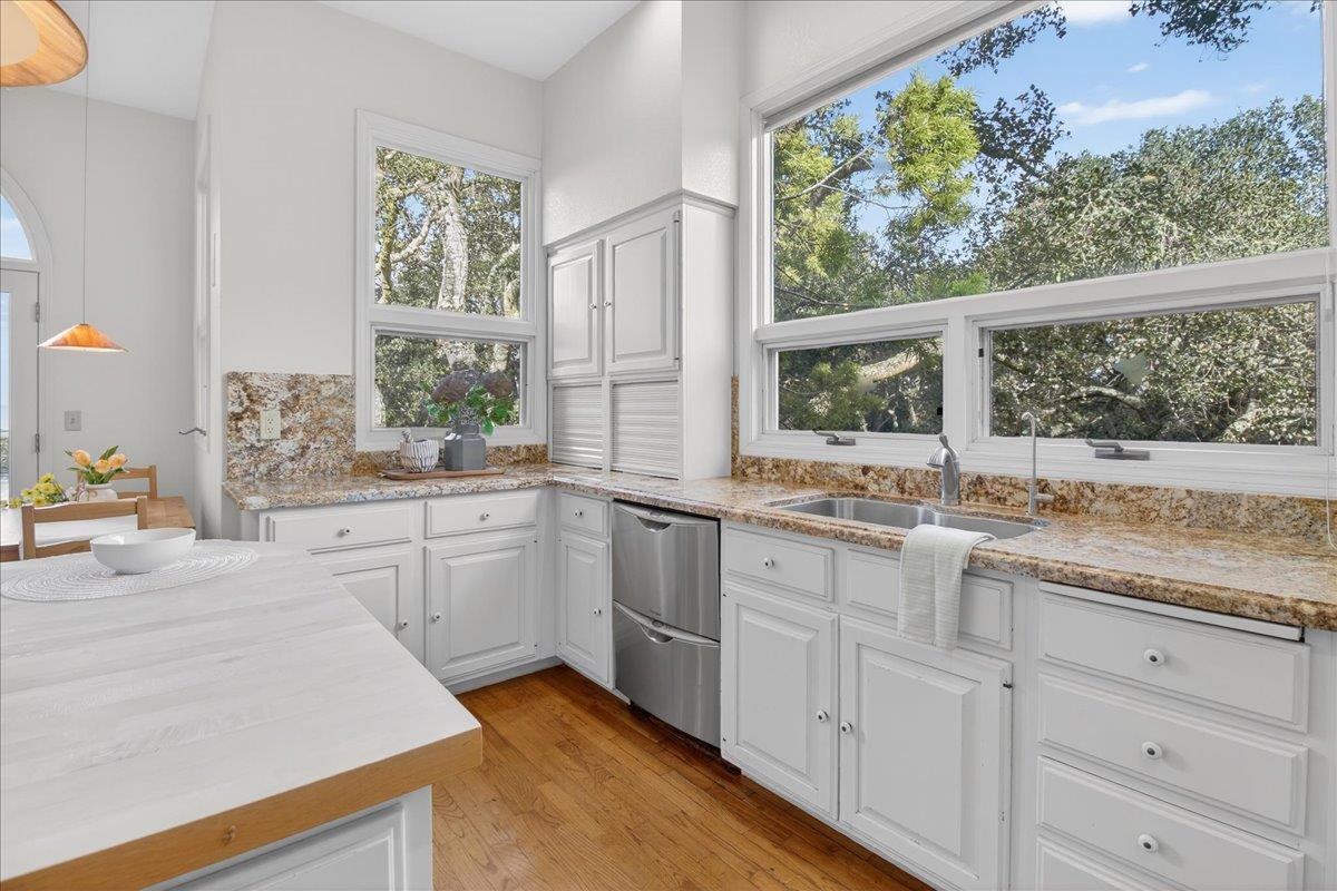 Detail Gallery Image 32 of 75 For 11827 Saddle Rd, Monterey,  CA 93940 - 3 Beds | 2/1 Baths