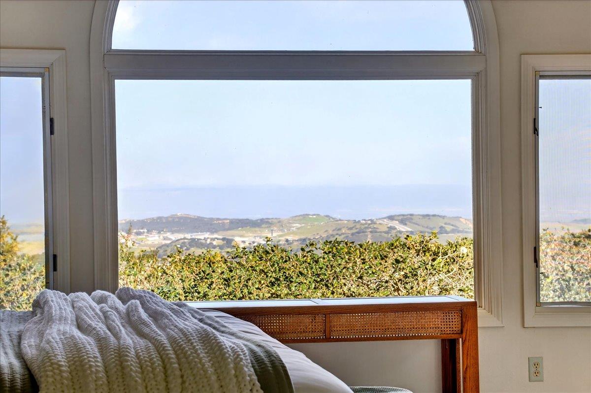 Detail Gallery Image 44 of 75 For 11827 Saddle Rd, Monterey,  CA 93940 - 3 Beds | 2/1 Baths