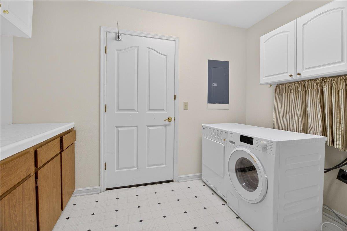 Detail Gallery Image 57 of 75 For 11827 Saddle Rd, Monterey,  CA 93940 - 3 Beds | 2/1 Baths