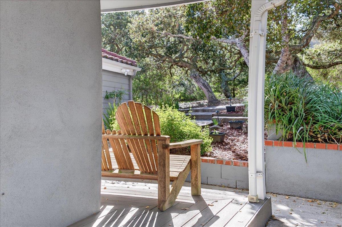 Detail Gallery Image 6 of 75 For 11827 Saddle Rd, Monterey,  CA 93940 - 3 Beds | 2/1 Baths
