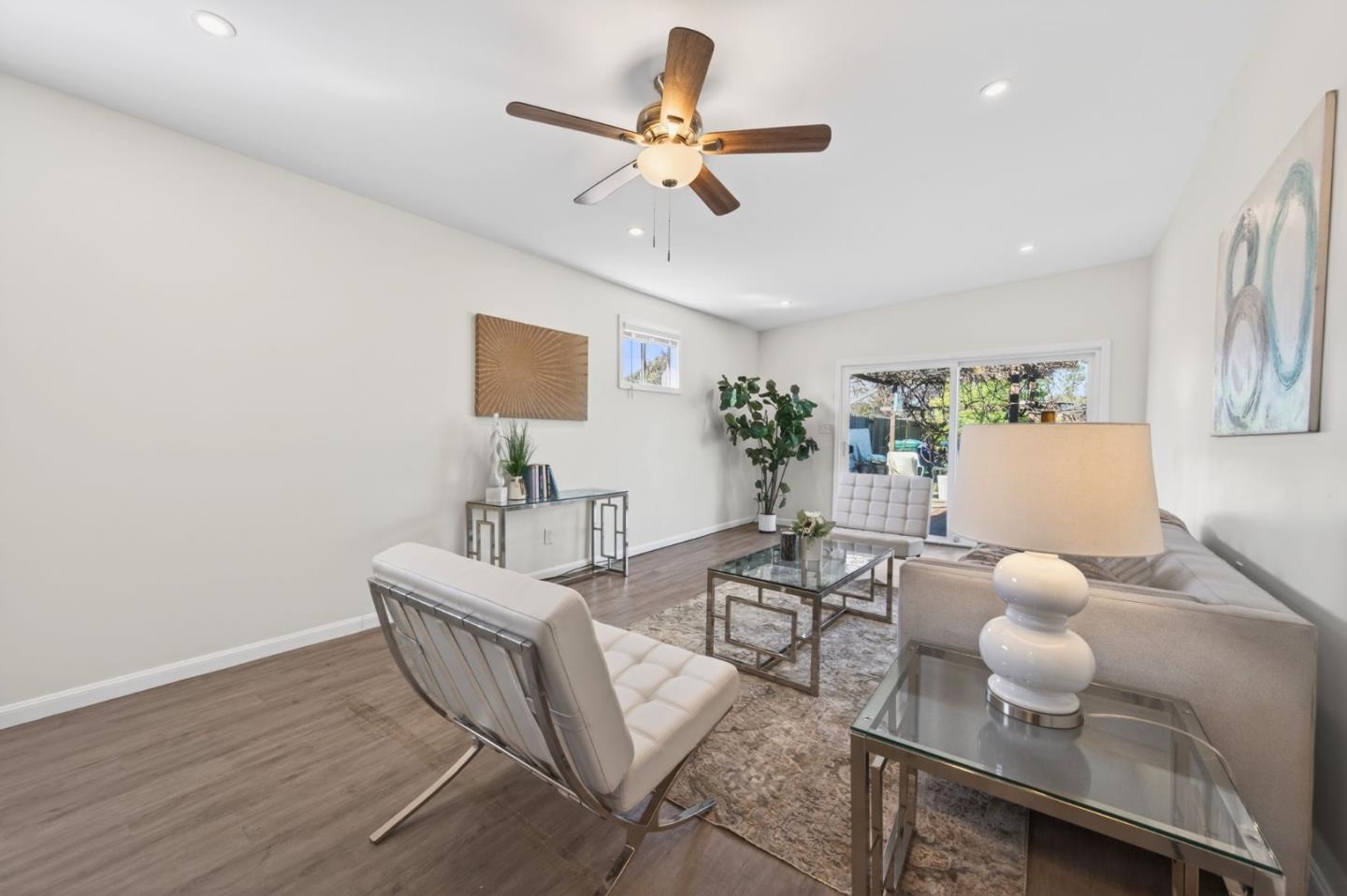 Detail Gallery Image 16 of 45 For 1131 Bishop Ave, Hayward,  CA 94544 - 3 Beds | 2 Baths