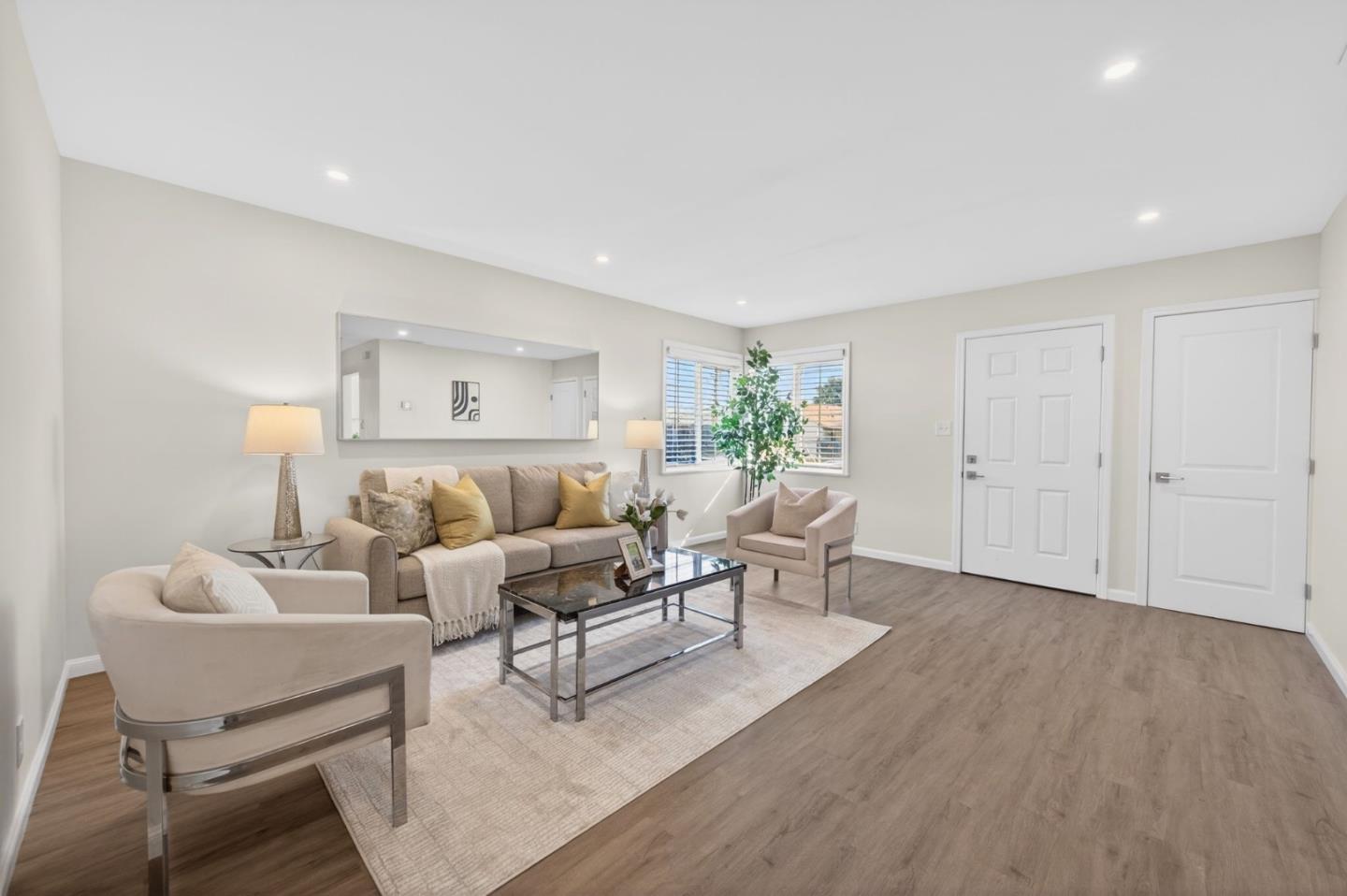 Detail Gallery Image 7 of 45 For 1131 Bishop Ave, Hayward,  CA 94544 - 3 Beds | 2 Baths